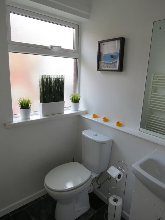 Fantastic Central Location - Parking - Business Or Leisure Belfast Esterno foto